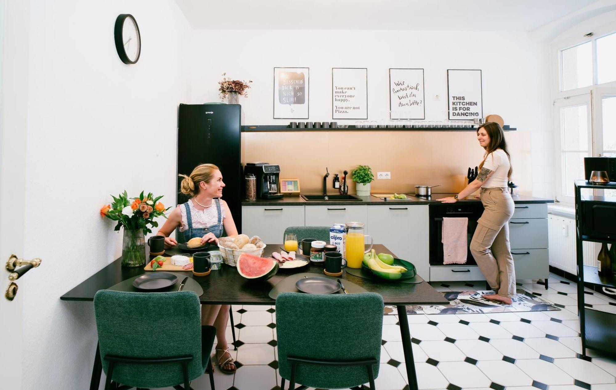 Rebelrents #4 Design Trifft Komfort - Einzigartiges Ferienapartment In Der Nahe Des Hauptbahnhofs Halle  ภายนอก รูปภาพ